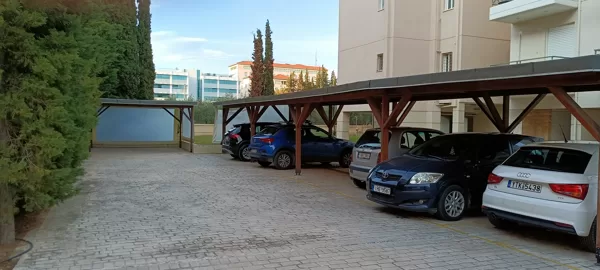 private parking 